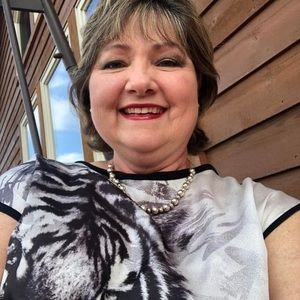 Meet your Posher, Jane